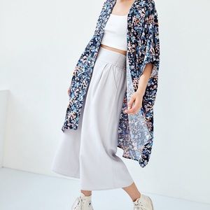 Sunday Best Aritzia floral Kimono 3/4 sleeve s/m